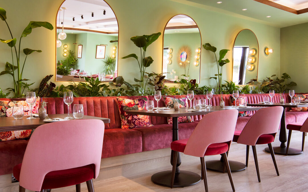 Hamptworth Golf - Restaurant Interior